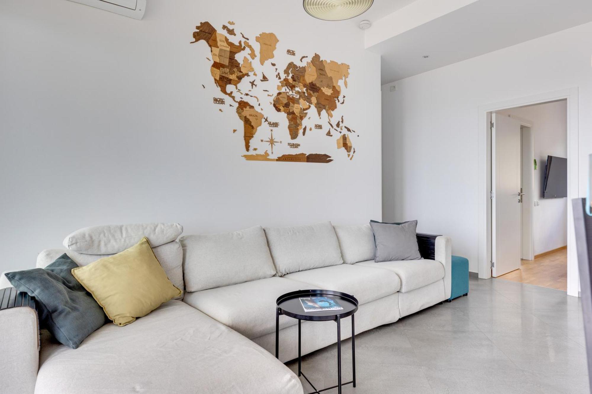 Modern Floor Sea View 3br With Pools, & Fitness Apartment Becici (Budva)